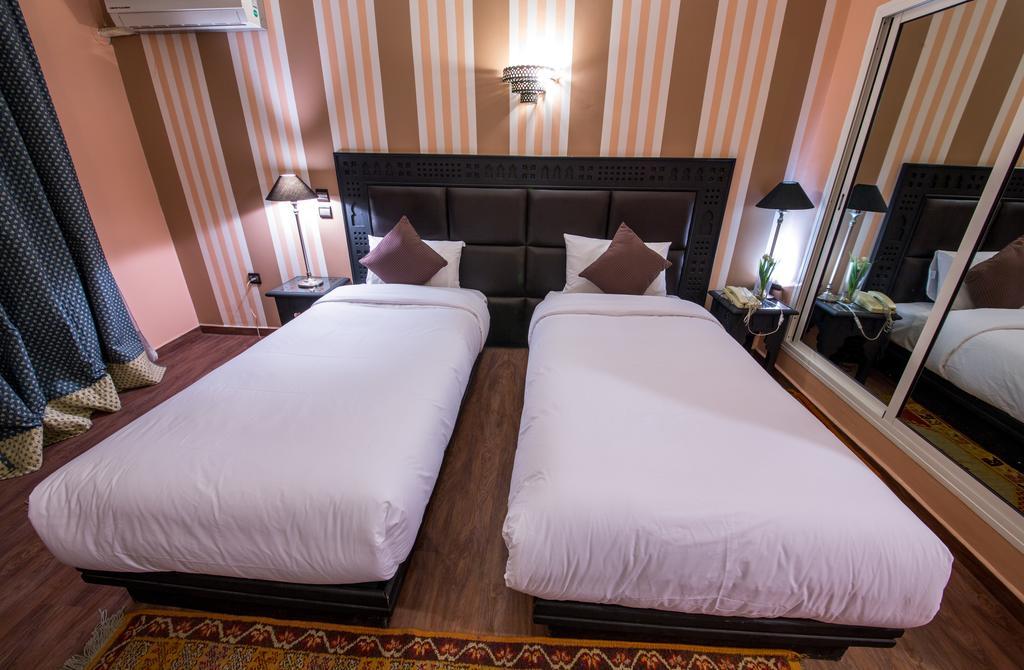 Hotel Akouas Meknès Zimmer foto