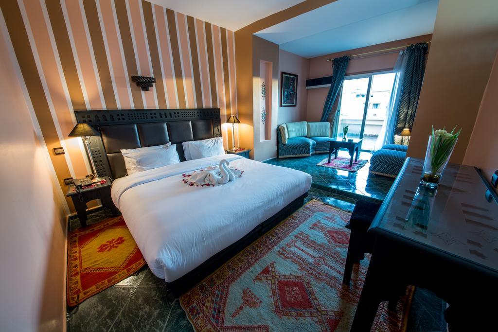 Hotel Akouas Meknès Zimmer foto
